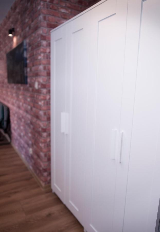Jdk Apartamenty Legionow 50M2 5-Osobowy กาลิช ภายนอก รูปภาพ